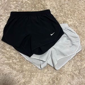 Nike Shorts (2)